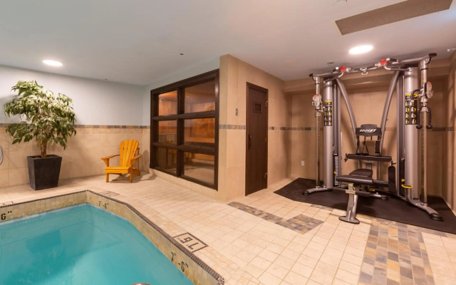 Blackcomb Lodge