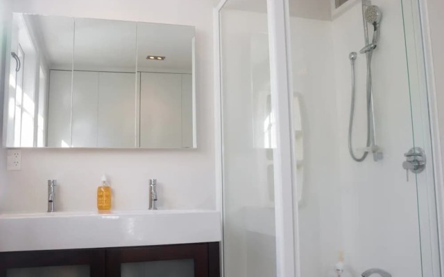 2 Bedroom Garden Oasis in Mount Eden