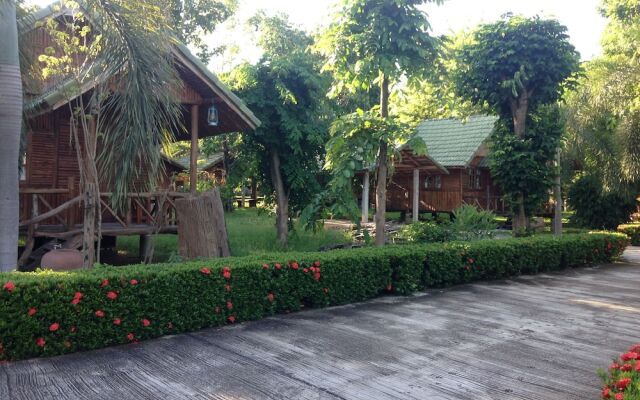 Sakthong Resort