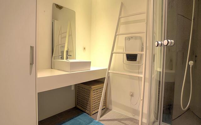 Inviting holiday home in Gourdon with terrace