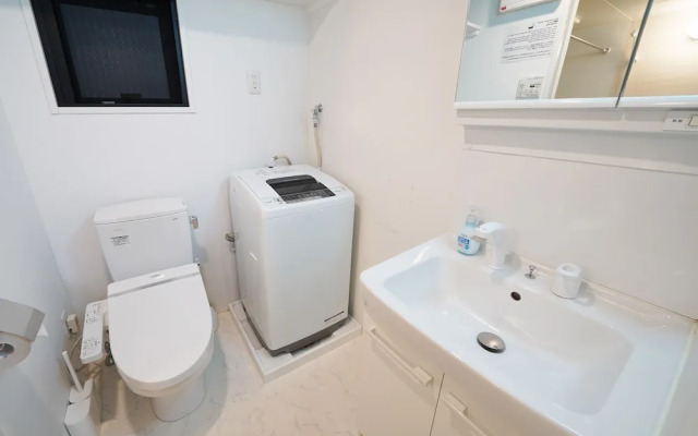 Laffitte Okachimachi