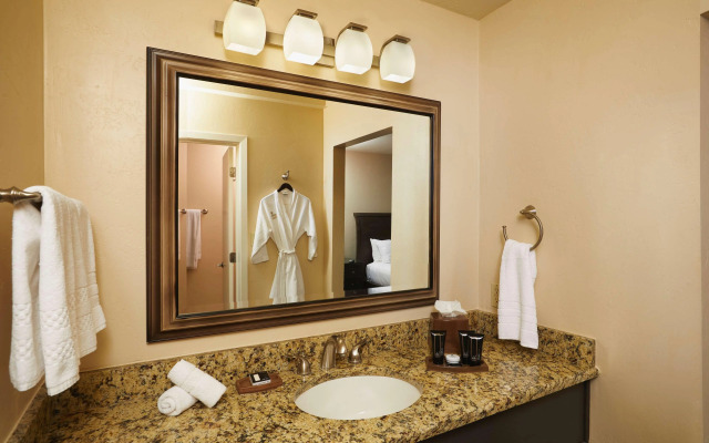 Scottsdale Plaza Resort