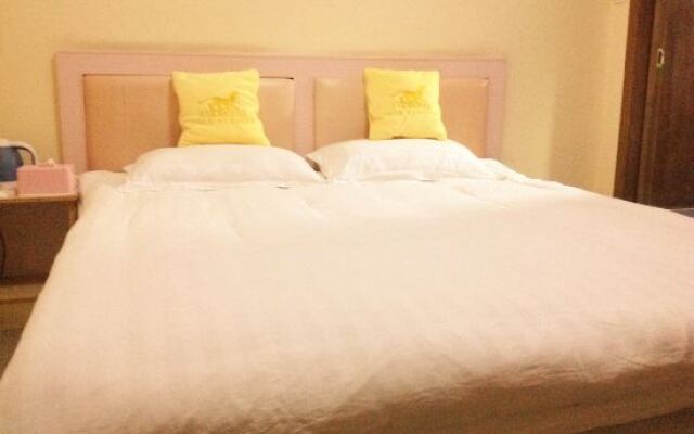 Jurong Zhipeng Hotel