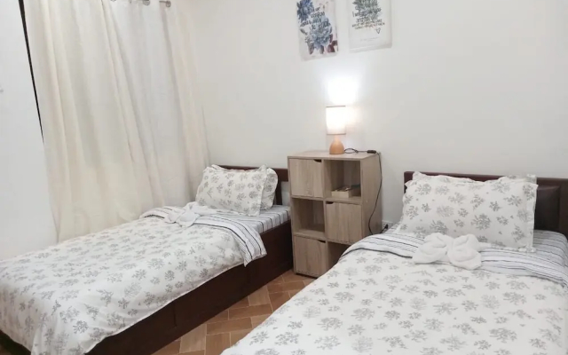 Gmaya Suites