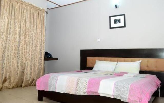 Flora Suites Exclusive