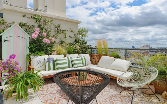 Paris Rooftop Prestige residence