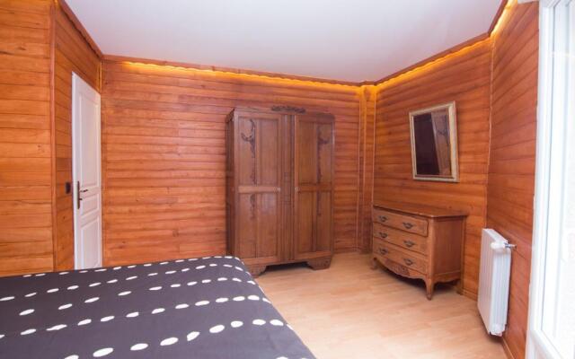 Chalet de TARA - Grand appartement esprit chalet - piscine chauffée - Genève
