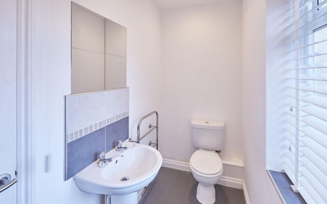 Host Stay Den Westcliff