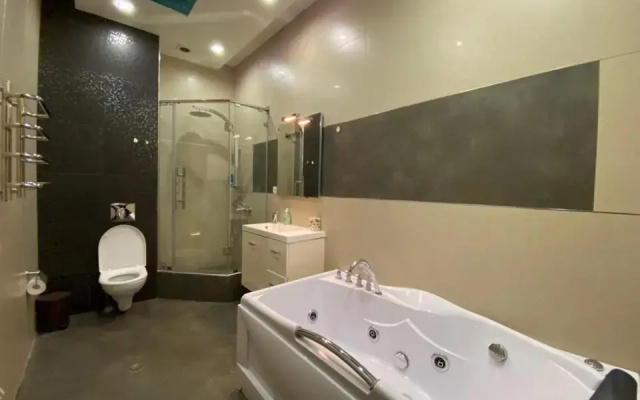 Northern Avenue 2 Bedroom Modern apartment With Open Balcony HH582