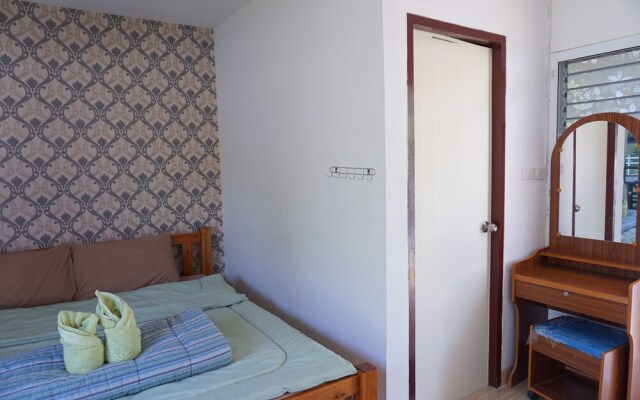 Kiang Phu Resort Camping