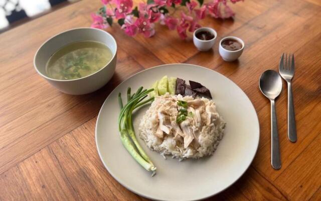 Dasiri Lakefront Villa Premium