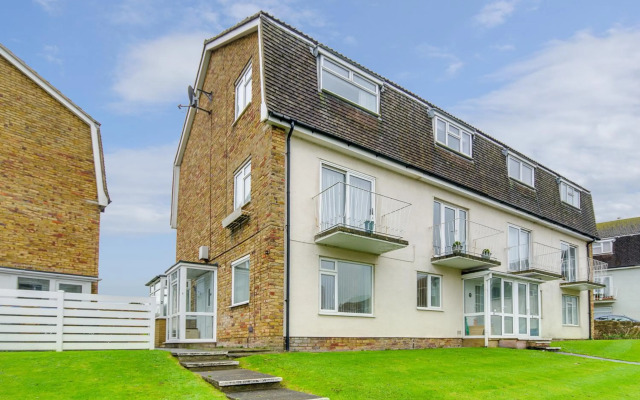 Seaview - Cheviot Court