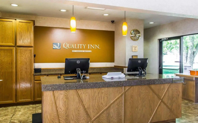 Navajoland Hotel of Tuba City