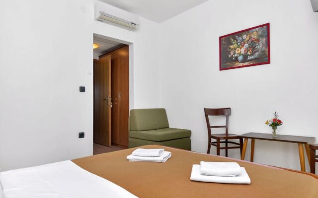 Apartment Rubin Hvar/Pokrivenik 14406