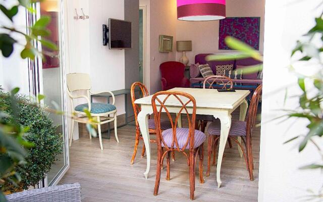 Overland Suites Catedral Luxury Apartments