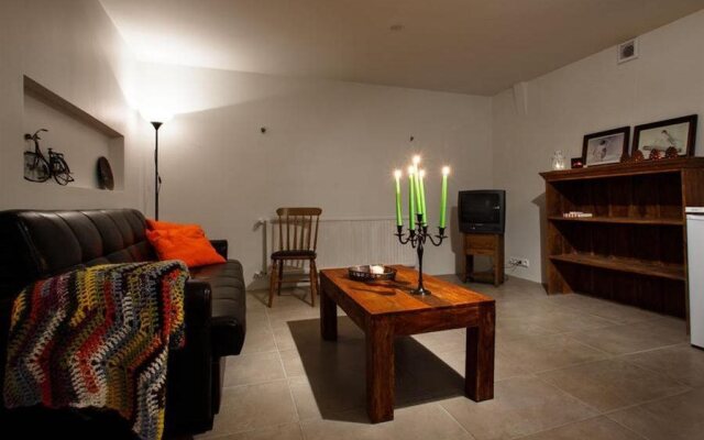 Varmi Guesthouse Apartments