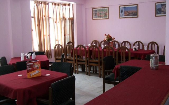 Hotel Devlok
