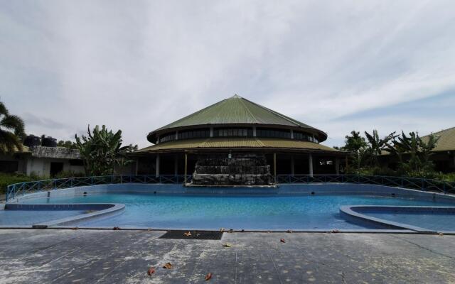 OYO 89972 Borneo Paradise Beach Hotel