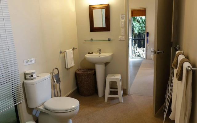 Wharepuke Subtropical Accommodation