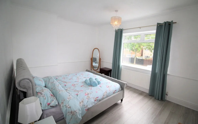 Whitley Bay - Sleeps 6 - Dogs Welcome