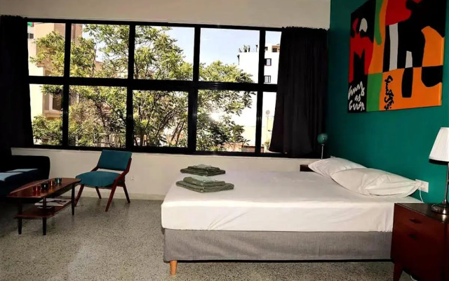 Central urban studio A