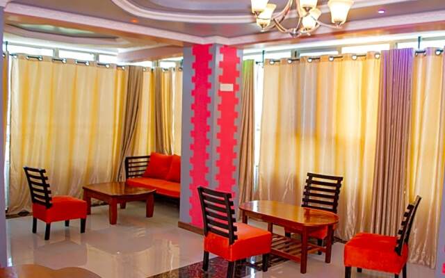 Hotel Taji