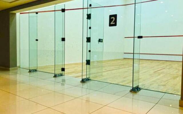 Upgraded Apartment w Stunning Burj Khalifa View