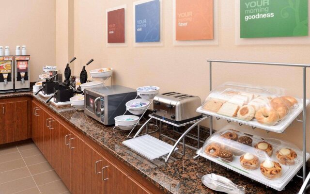 Comfort Inn & Suites Mandan - Bismarck