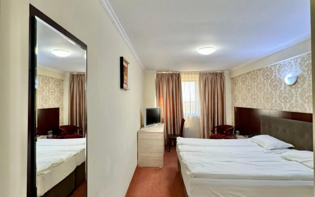 Hotel Helin Aeroport