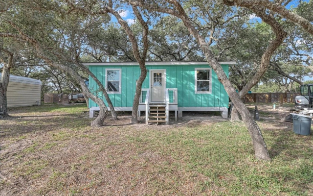 10th Street Bungalow 2 Bedroom Home