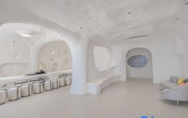 Qinglan Cave Style Light Luxury Sea View Hotel