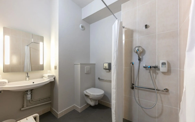 B&B HOTEL Toulouse Basso Cambo