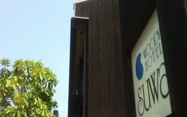 Woody Hotel Suwa