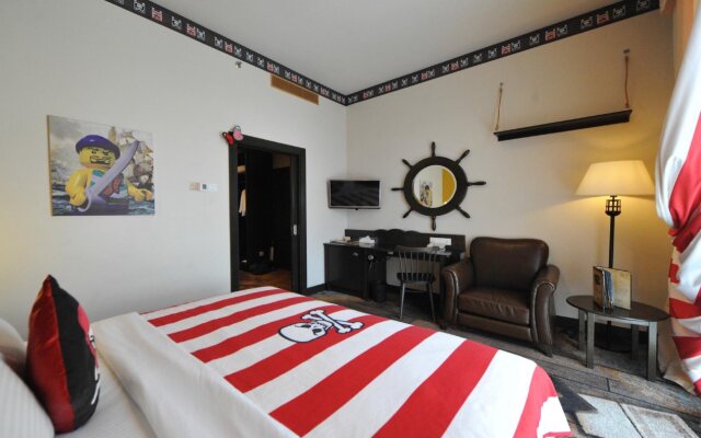 Comfy Home at 1-Medini Legoland