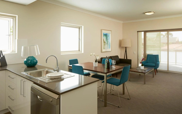 Baileys Serviced Apartments