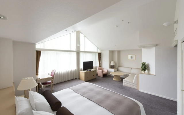 Rusutsu Resort Hotel & Convention