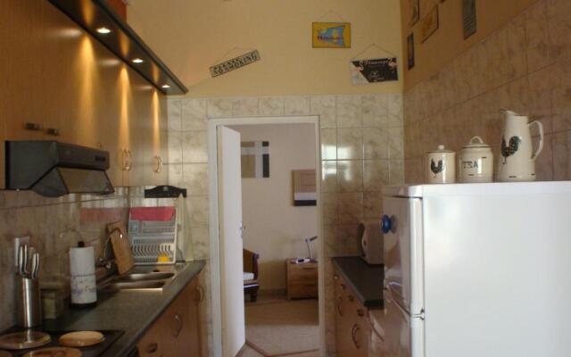 Beach Walk House and Cottage - Self Catering