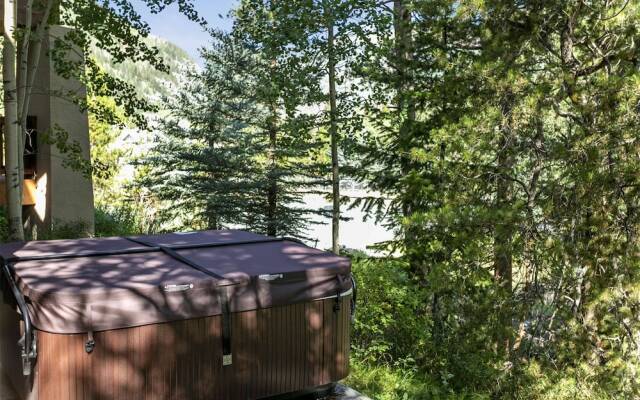 Timberfalls 1905 3 Bedroom Condo by RedAwning