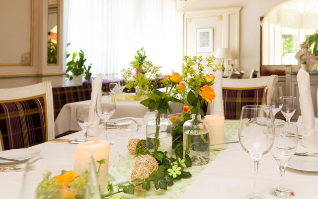 Akzent Hotel Restaurant Altdorfer Hof