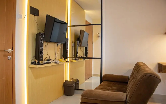Modern And Classic 1Br At Evenciio Apartment