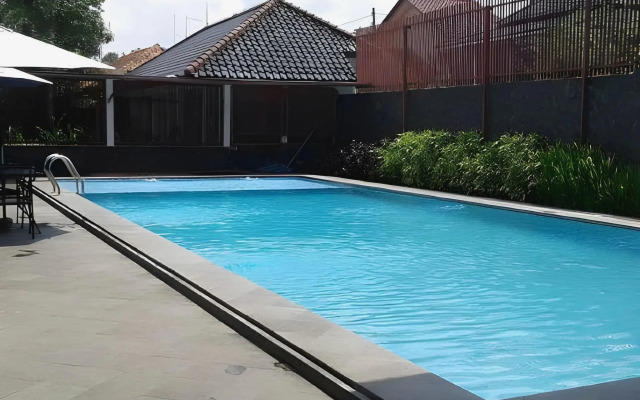 The Priangan Hotel I Yos Sudarso