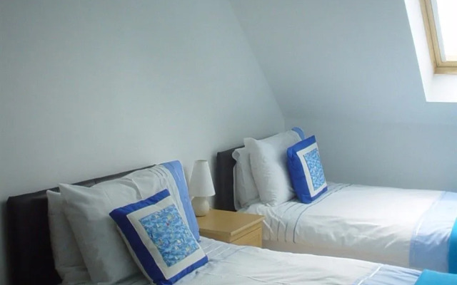 Kernow Homes - Travel accommodation