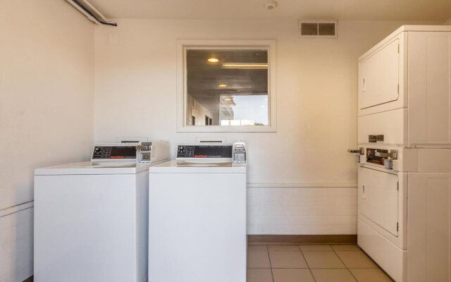 Motel 6 Garland, TX - Dallas