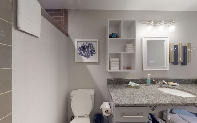 41ir: Beach  3 Bedroom Condo