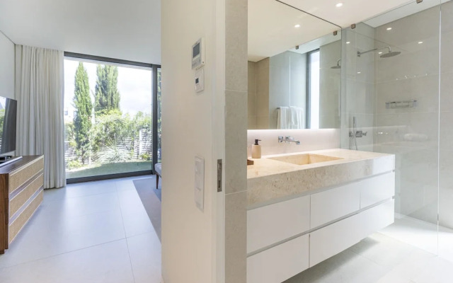 Troia Design Villa by Cadenzalux