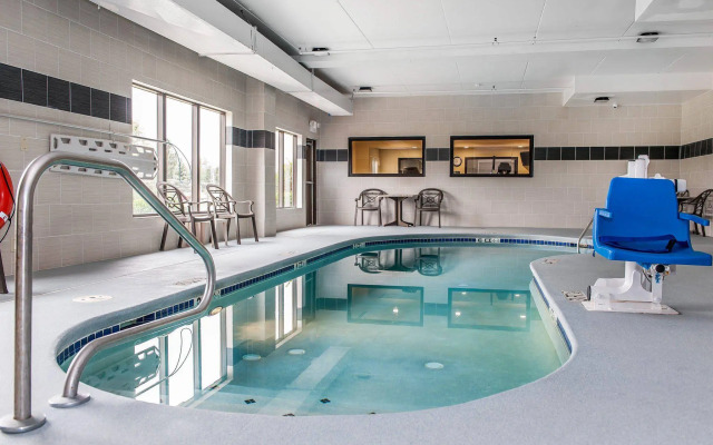 Comfort Inn Grove City - Columbus South