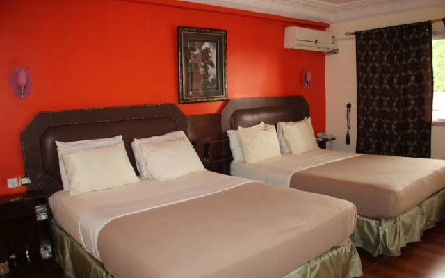 Zambezi Inn Hotel