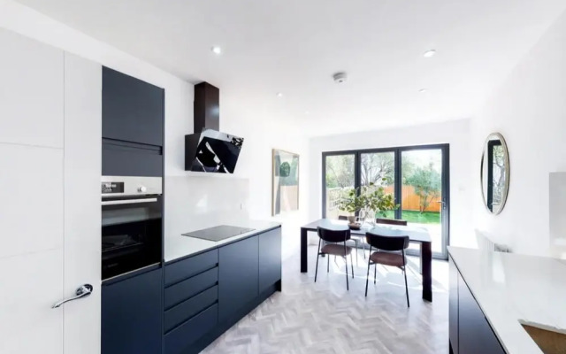 The Harlesden Hideaway - Elegant 4bdr House With Garden