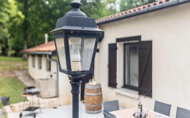 Dordogne Poolside Escape