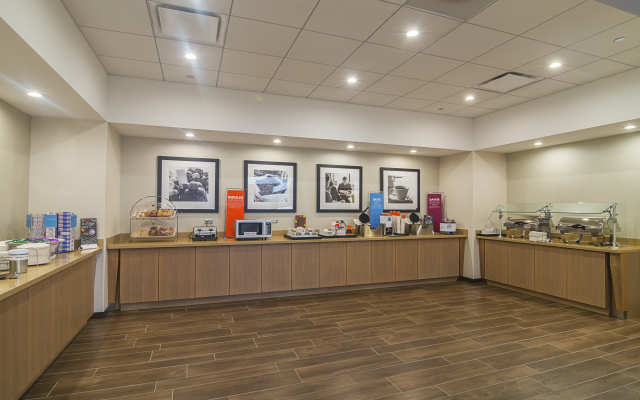 Hampton Inn by Hilton Amesbury